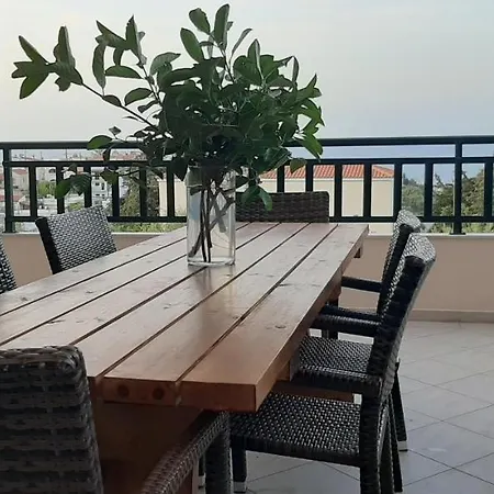 Olive Villa